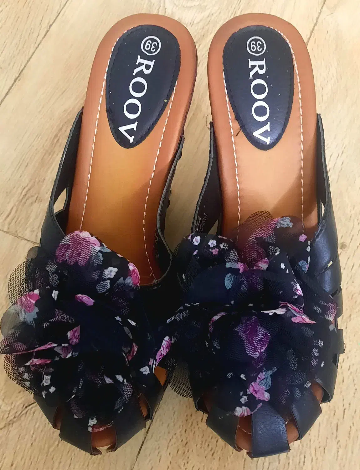 صندل روفرشی|کیف، کفش، کمربند|قم, هنرستان|دیوار