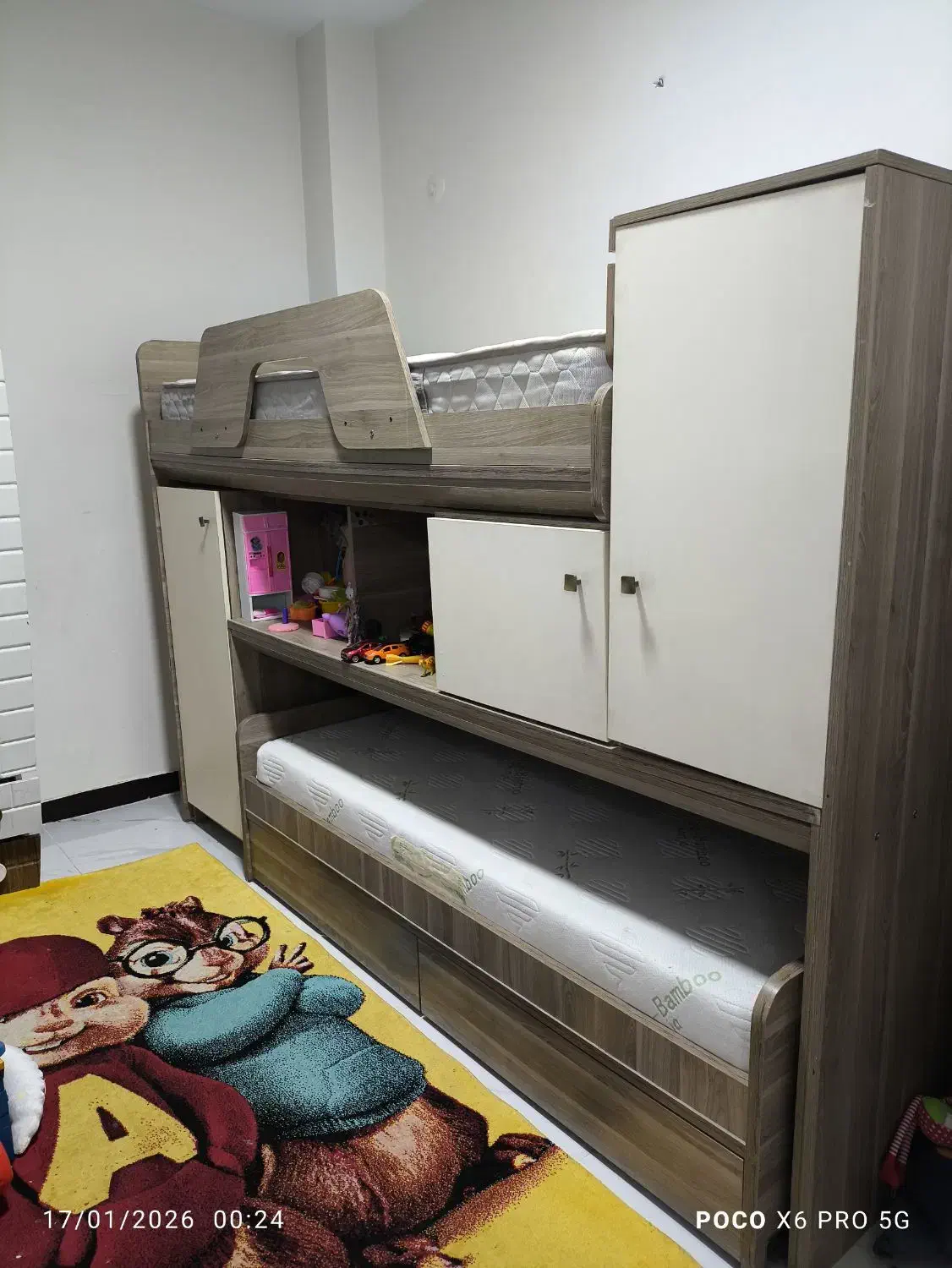 تخت دوطبقه کمجا چوب|تخت و سرویس خواب|تهران, تهرانسر غربی|دیوار