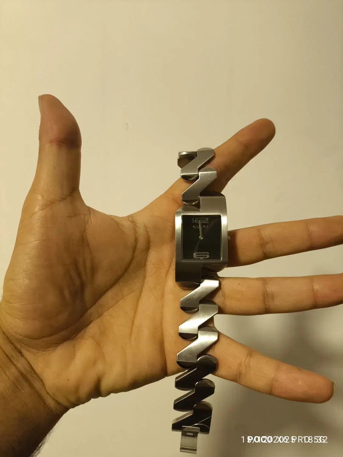 ساعت گوچی زنانه اصل  Swiss Made|ساعت|شیرگاه, |دیوار