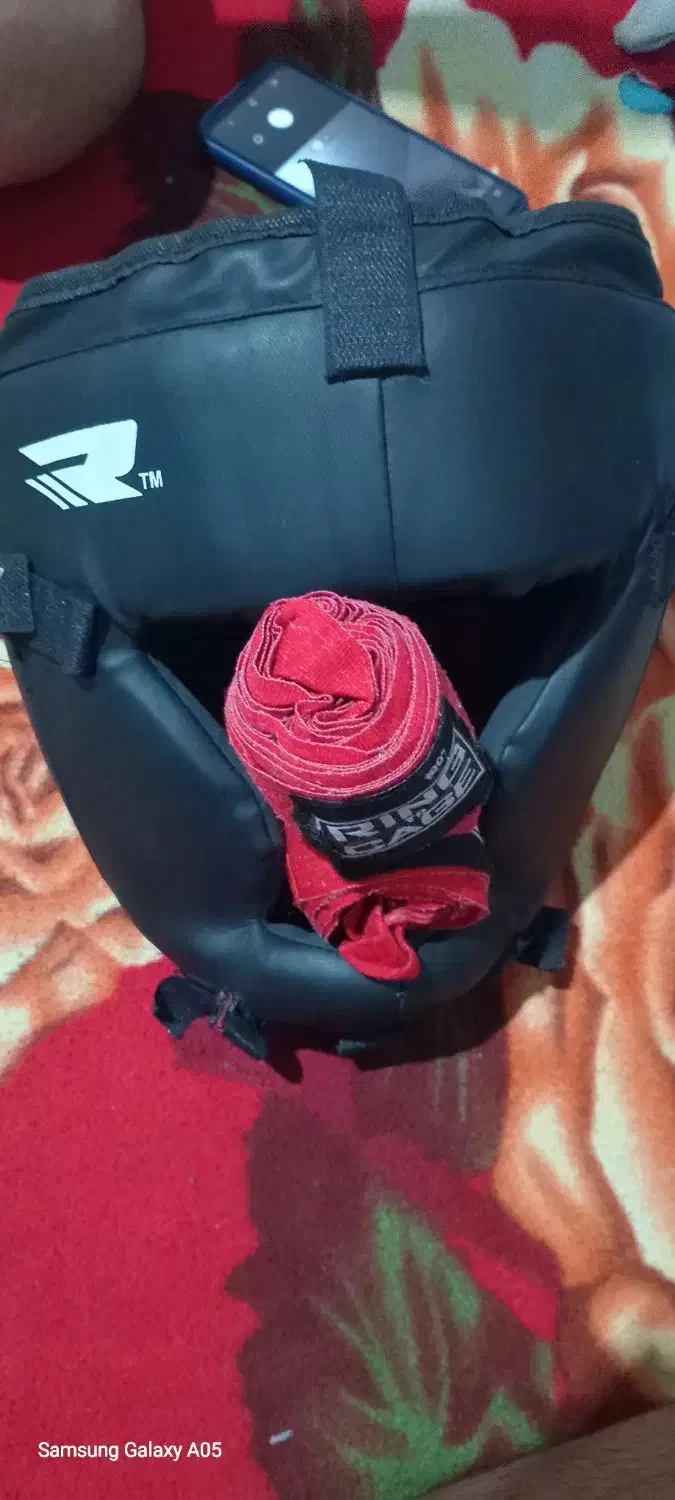 وسایل بوکس|تجهیزات ورزشی|بروجرد, |دیوار