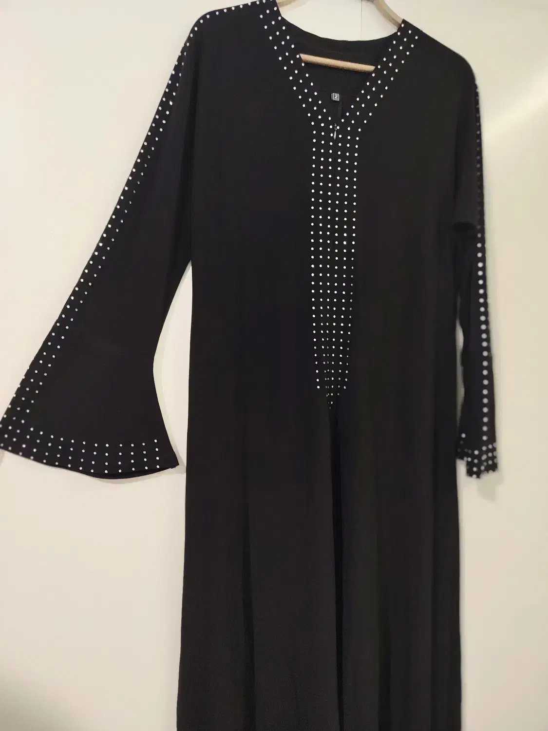 چند لباس مجلسی|لباس|دورود, |دیوار