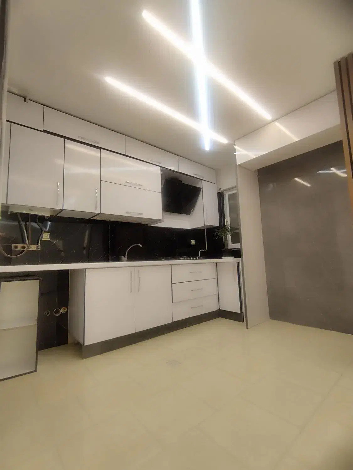 ۸۵ متر نور گیرفول امکانات /دسترسی به فاز ۲ /نوساز|فروش آپارتمان|هشتگرد, فاز ۷ مهستان|دیوار