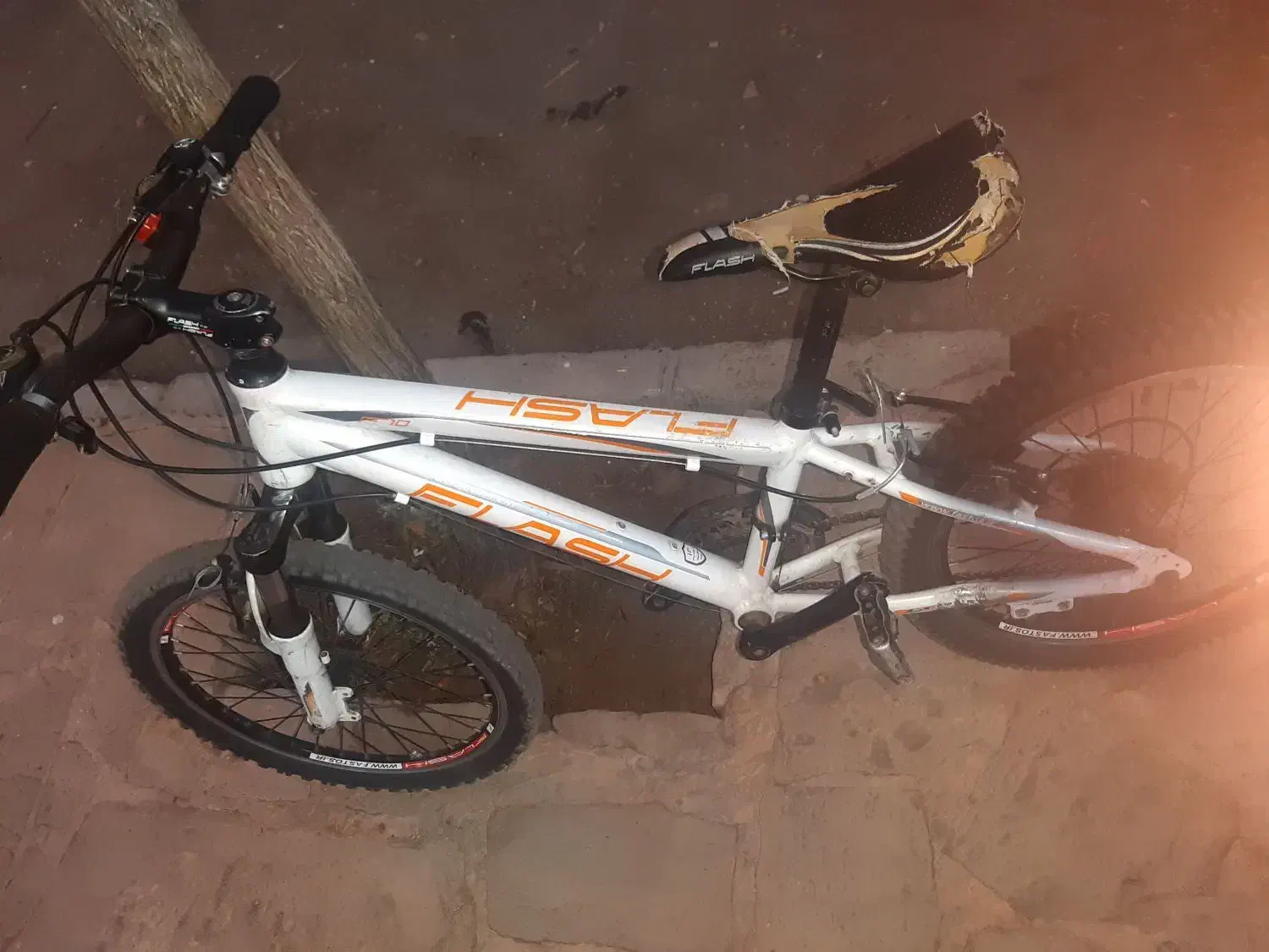 دوچرخه ۲۰ فلش|دوچرخه، اسکیت، اسکوتر|جغتای, |دیوار