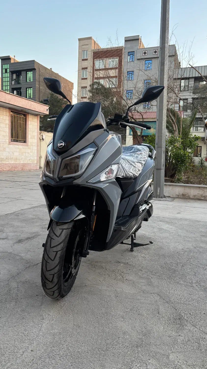 J200در حد خشک|موتورسیکلت|تهران, پرستار|دیوار