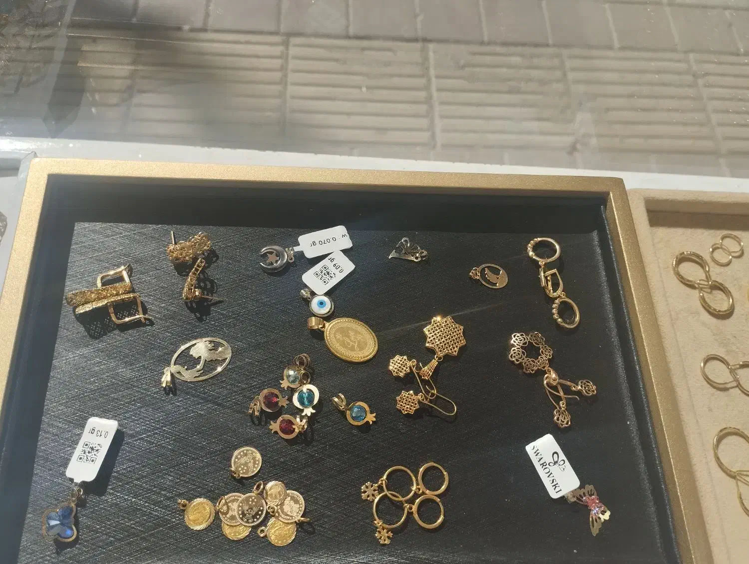 طلا بصورت نقد و اقساط با ضمانت سند ملک و طلا|جواهرات|کرمانشاه, |دیوار