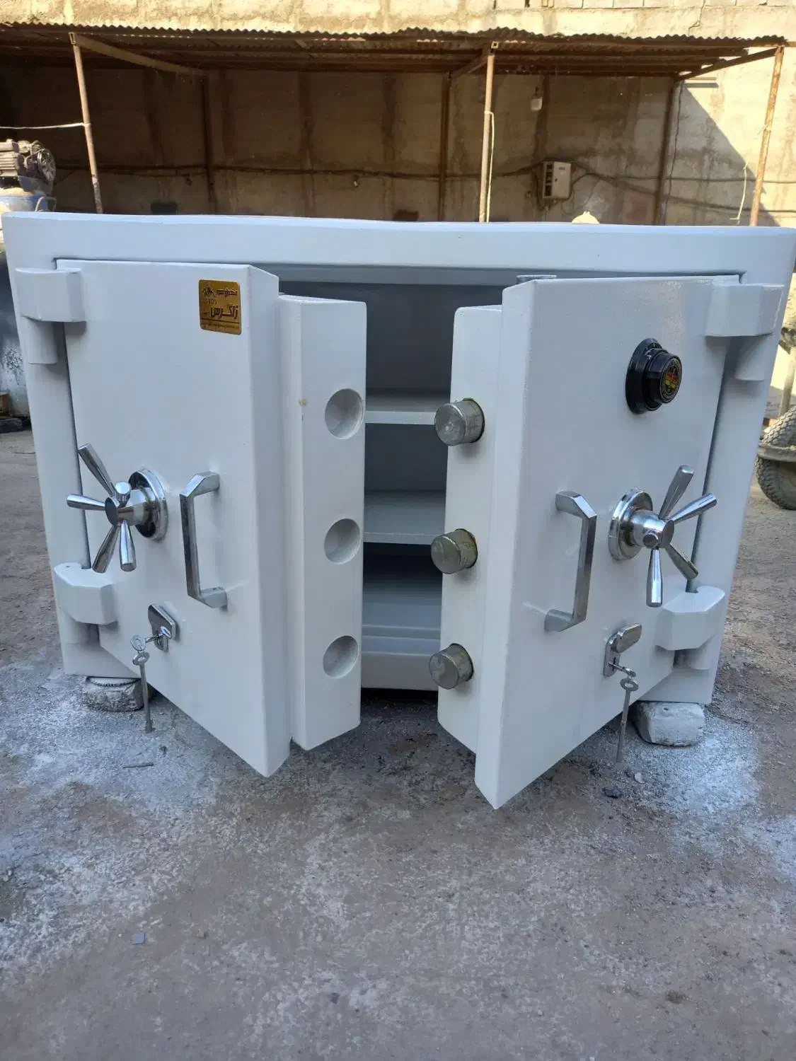 گاوصندوق زیرویترین اصل|ابزارآلات|گلستان (تهران), |دیوار