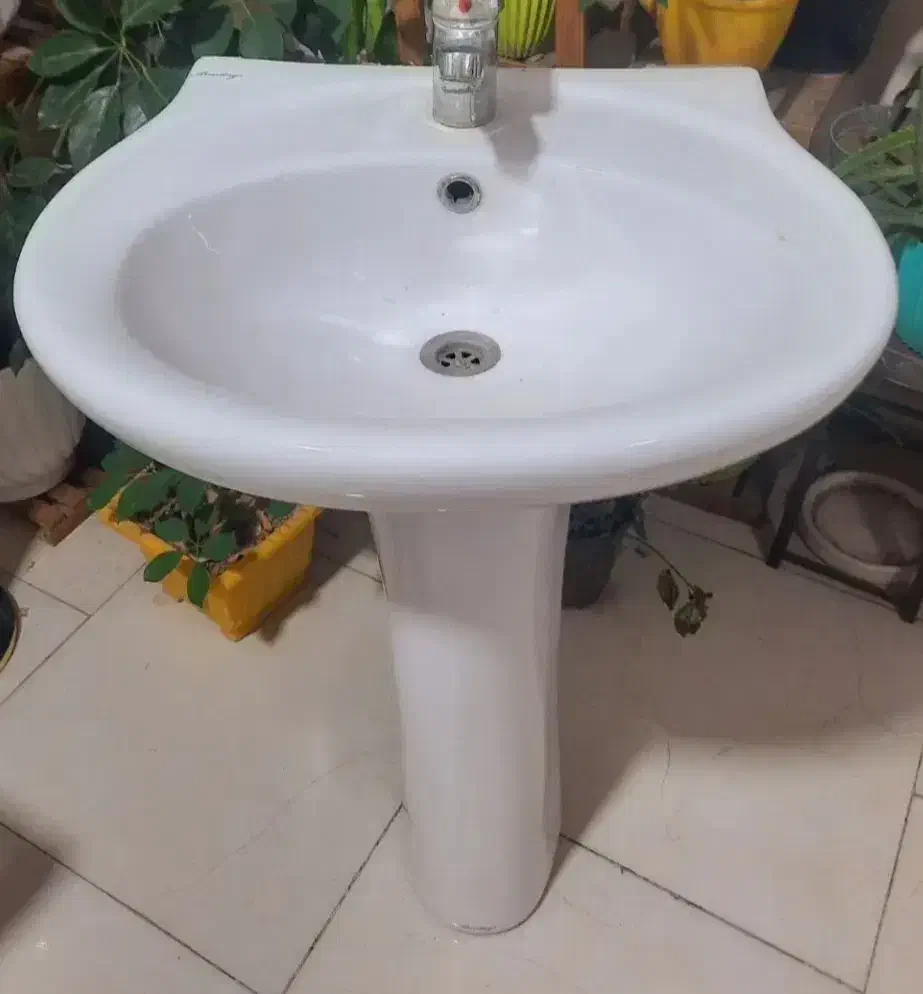 ۲ عدد روشویی سالم و تمیز بدون شیر|لوازم سرویس بهداشتی|اندیشه, اندیشه فاز ۴|دیوار