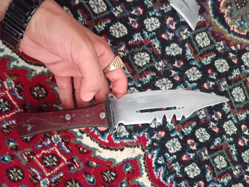 چاقو کاربردی گ|کوهنوردی و کمپینگ|شاهین دژ, |دیوار