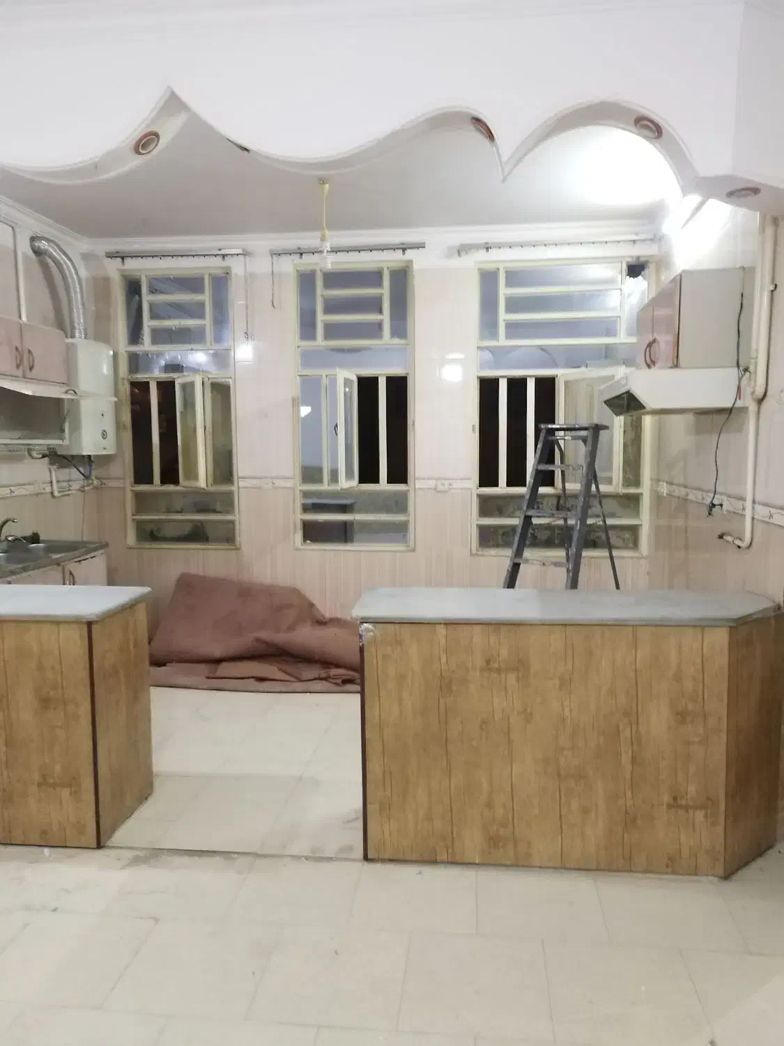 اجاره طبقه بالا مهریز|اجارهٔ خانه و ویلا|مهریز, |دیوار