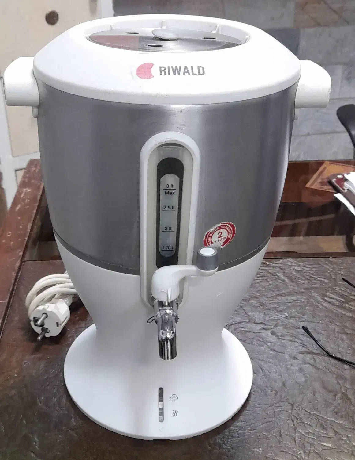 سماور برقی ۴لیتری ریوالد(Riwald)|سماور، چایساز، قهوهساز|گرگان, |دیوار