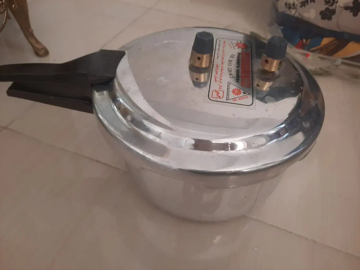 آرام پز|ظروف پختوپز|اندیشه, اندیشه فاز ۱|دیوار