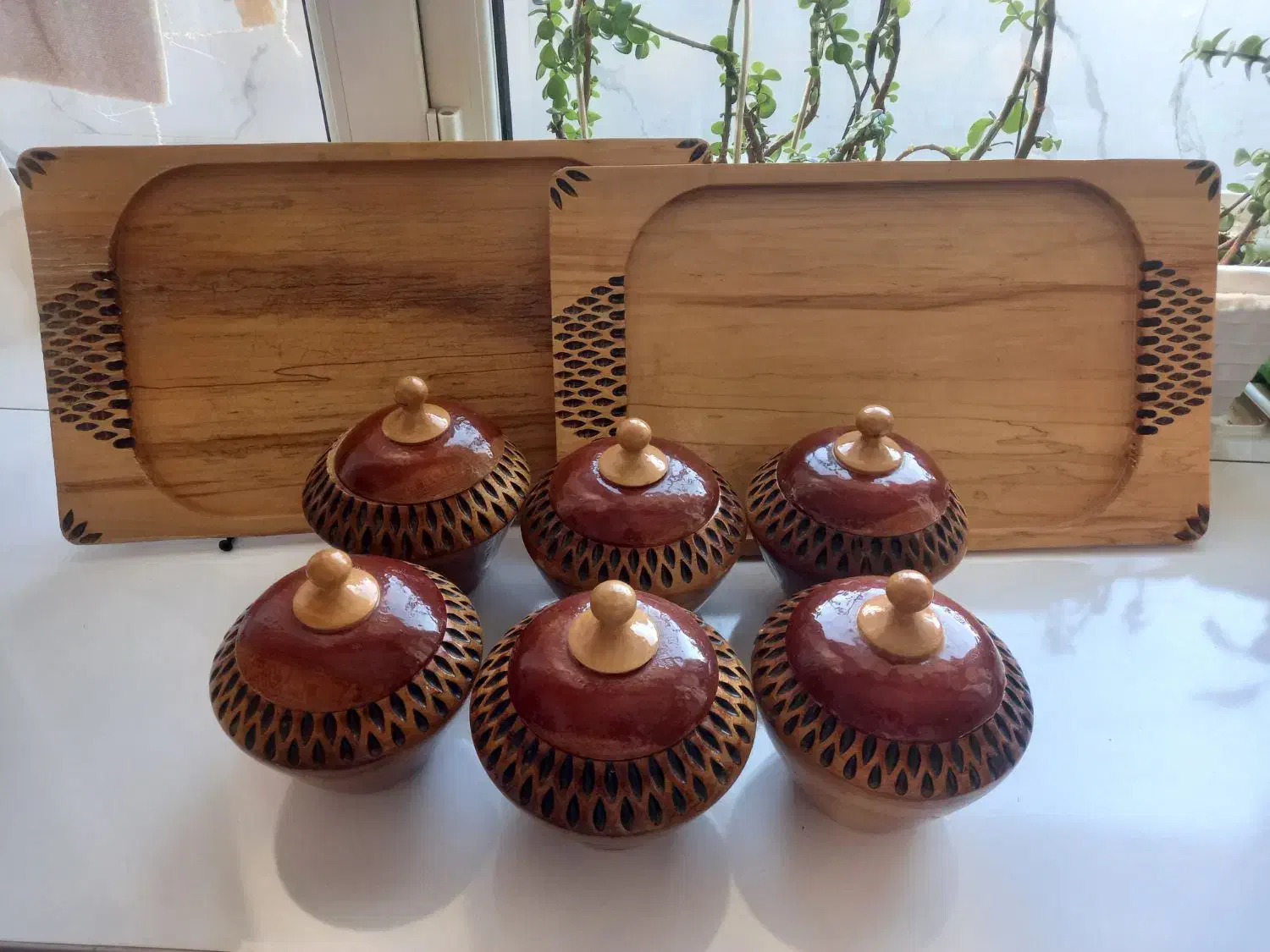 سینی و قندان چوب گردو|ظروف سرو و پذیرایی|بانه, |دیوار