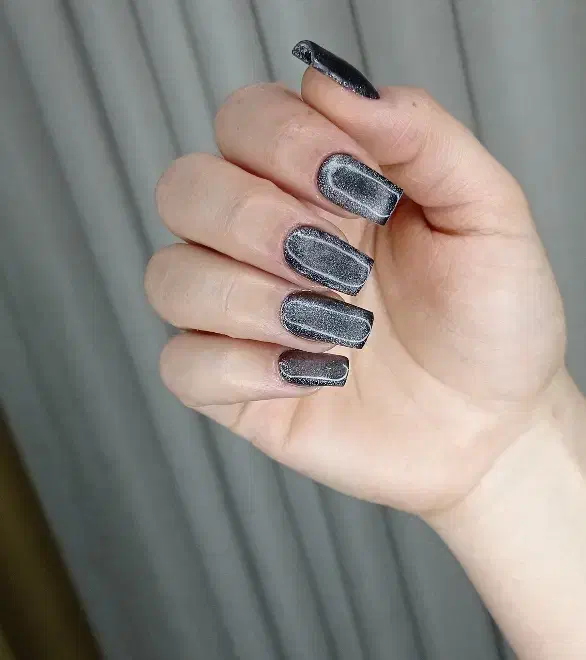 کاشت ناخن و پیرسینگ گوش|خدمات آرایشگری و زیبایی|قروه, |دیوار