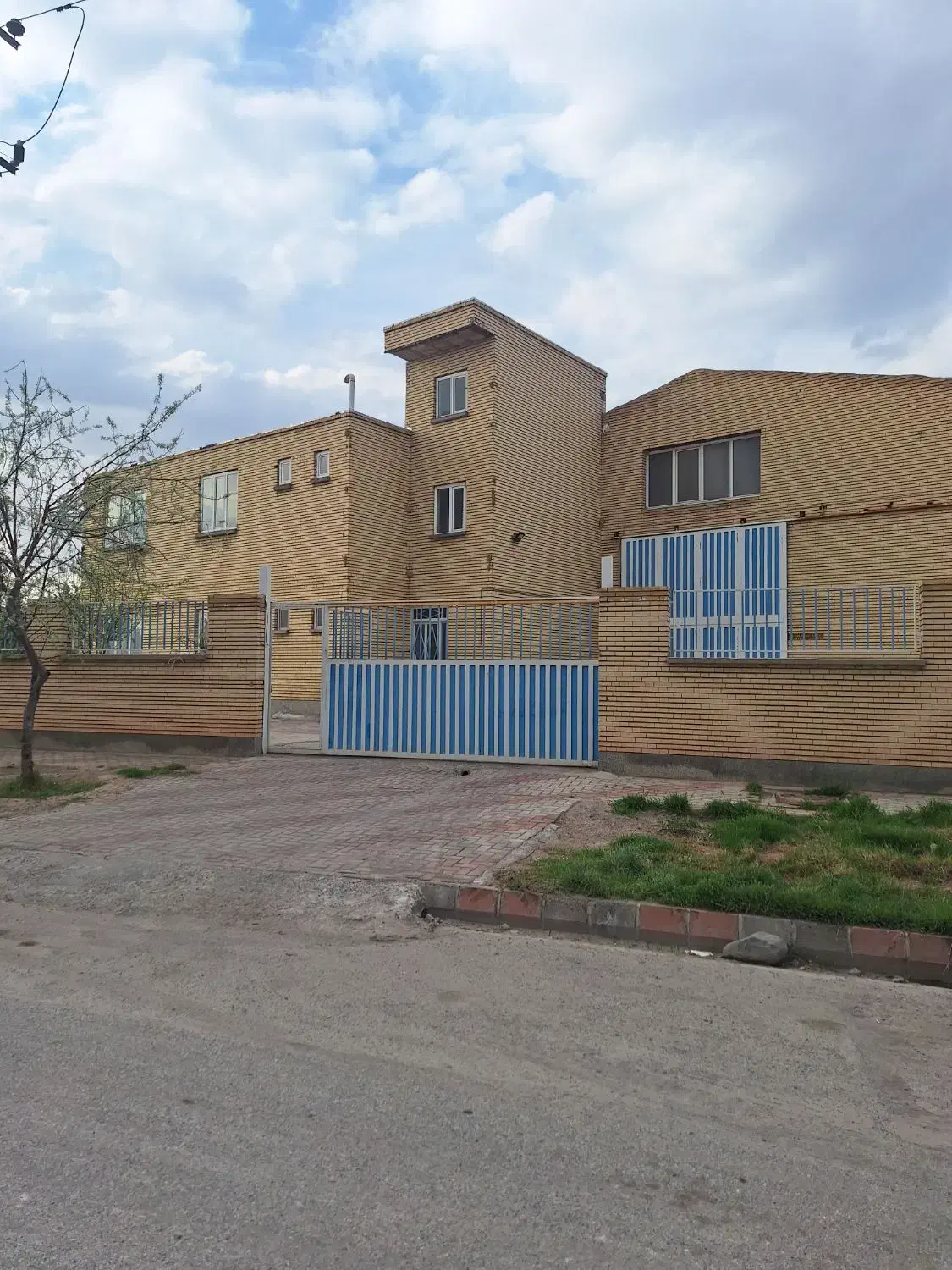 فروش کارخانه|فروش دفتر صنعتی، کشاورزی، تجاری|ممقان, |دیوار