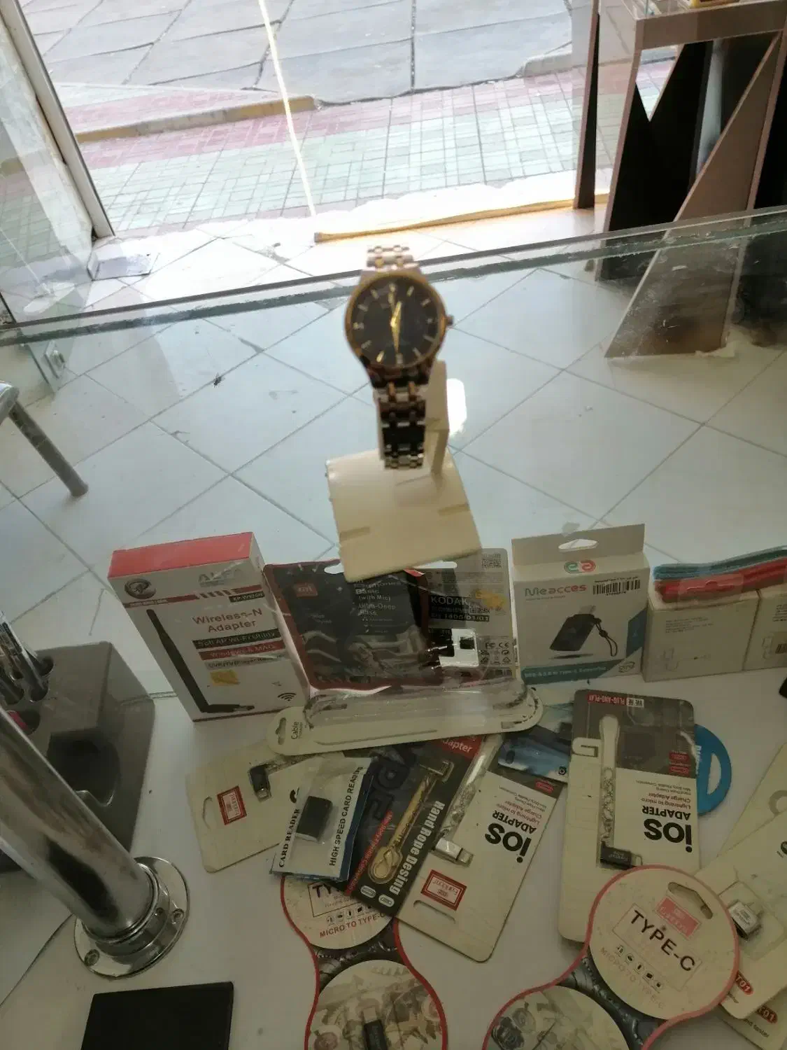 ساعت مچی|ساعت|پیشوا, |دیوار