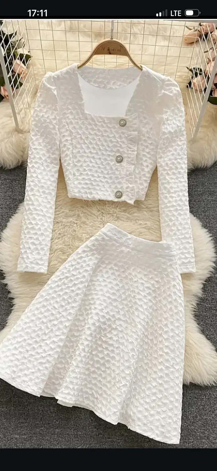 فروشنده|استخدام بازاریابی و فروش|تهران, فلسطین (میدان انقلاب)|دیوار