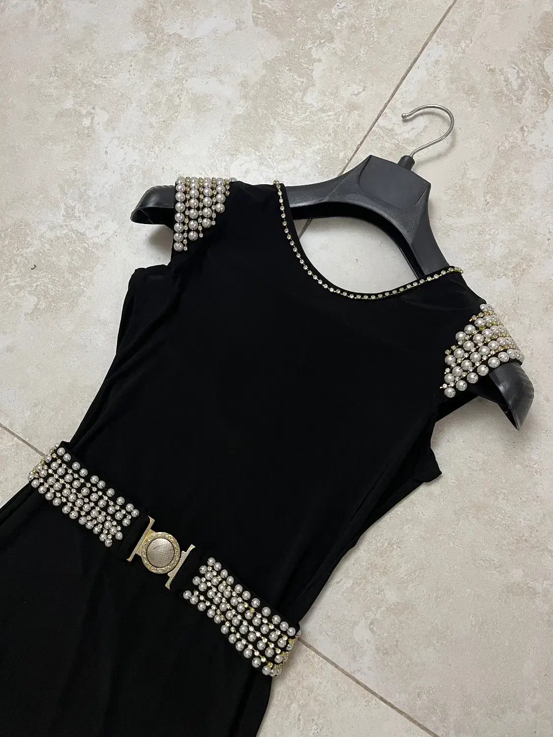 پیراهن زنانه|لباس|هشتگرد, فاز ۲ مهستان|دیوار