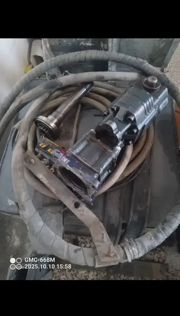 پمپ هیدرولیک بغل گیربکس کمپرسی|قطعات یدکی و لوازم جانبی|لوشان, |دیوار