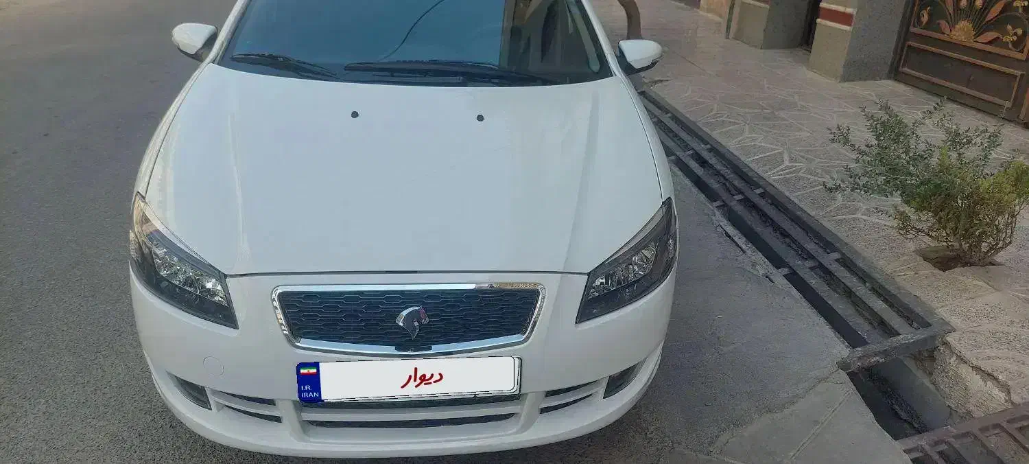 رانا پلاس  مدل ۴۰۲ در حد صفر ارتقا یافته|خودرو سواری و وانت|تهران, آذری|دیوار