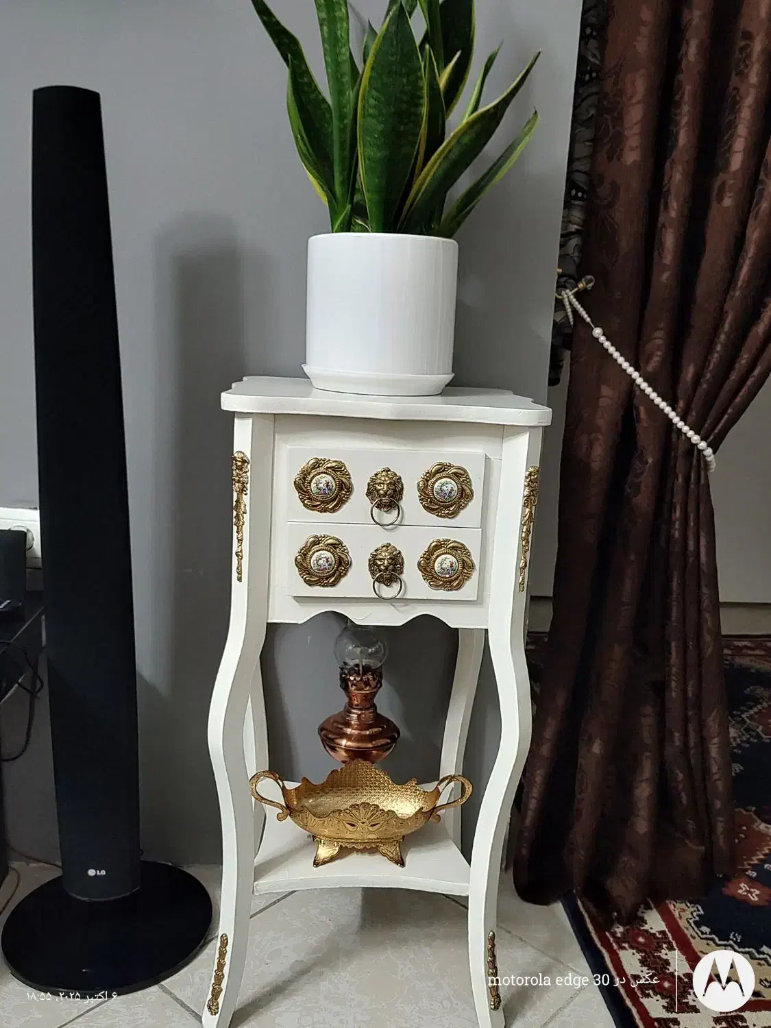 آیینه کنسول،میز تلفن،آباژور|بوفه، ویترین، کنسول|گلبهار, شهر جدید گلبهار|دیوار