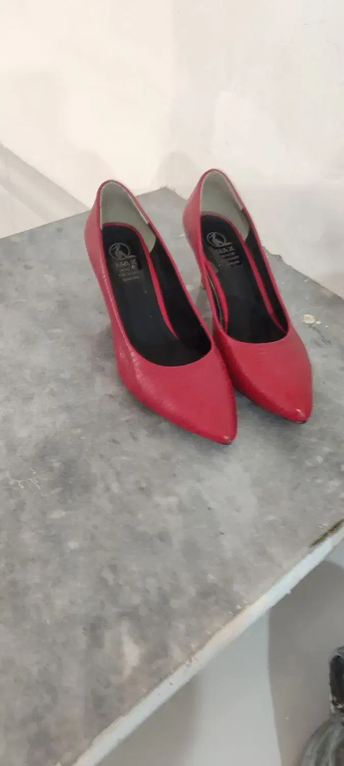 کفش مجلسی|کیف، کفش، کمربند|جوانرود, |دیوار