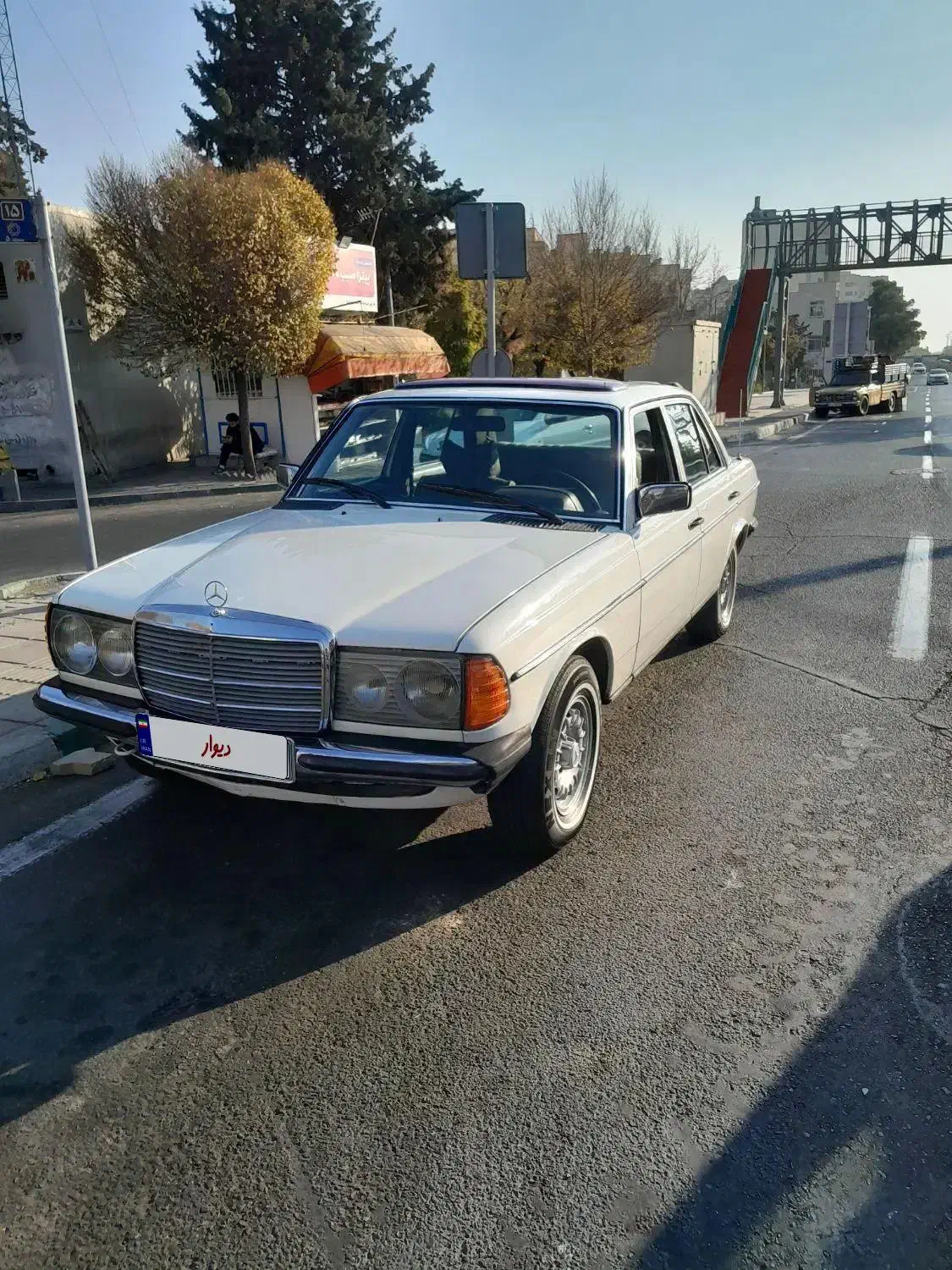 بنز ۲۳۰ دانشجویی مدل ۱۹۷۹|خودرو کلاسیک|تهران, پونک|دیوار