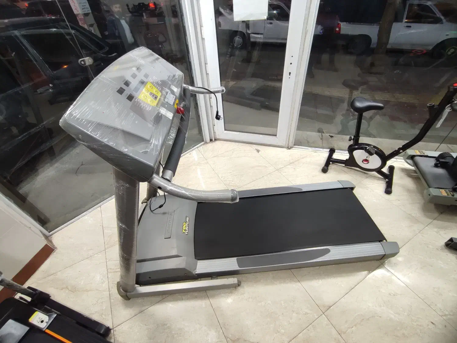 تردمیل فنلاندی تحمل وزن ۱۵۰ کیلوگرم|تجهیزات ورزشی|شاهین دژ, |دیوار