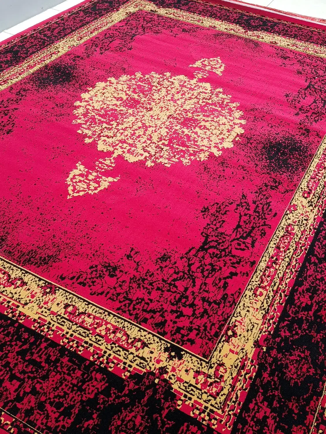 آراز لاکی|فرش|گرگان, |دیوار