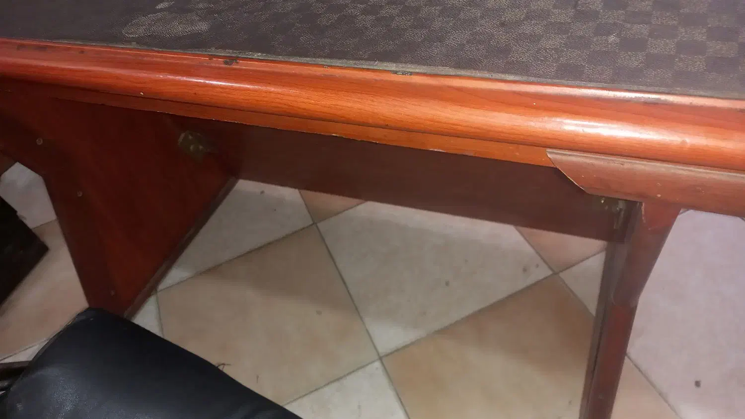 میز تحریر چوبی روکش چرم مصنوعی|میز تحریر و کامپیوتر|تهران, مهران|دیوار