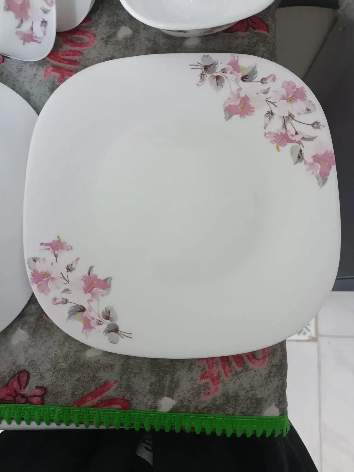 ظروف چینی|ظروف سرو و پذیرایی|جوانرود, |دیوار