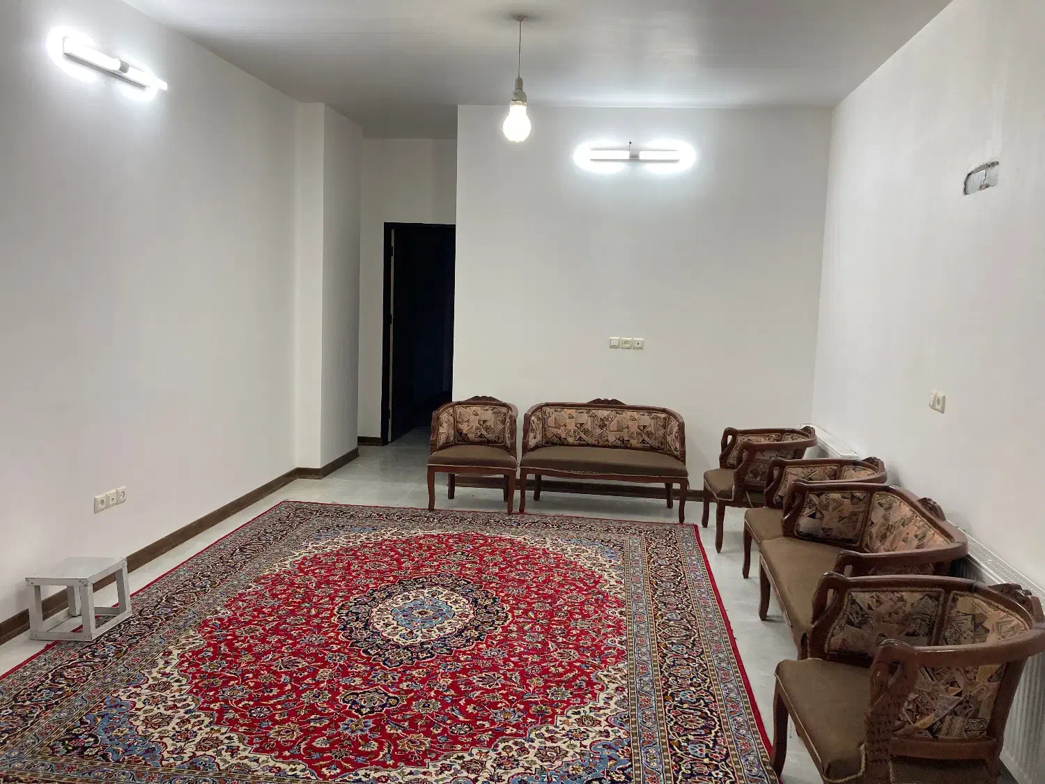 واحد مسکونی|اجارهٔ آپارتمان|کاشان, کارگر|دیوار