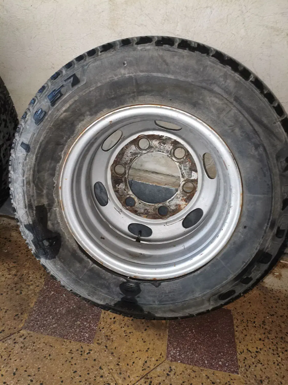 6 عدد رینگ 16 ایسوزو با قالپاق گارد جلو و سپر بغل|قطعات یدکی و لوازم جانبی|لامرد, |دیوار