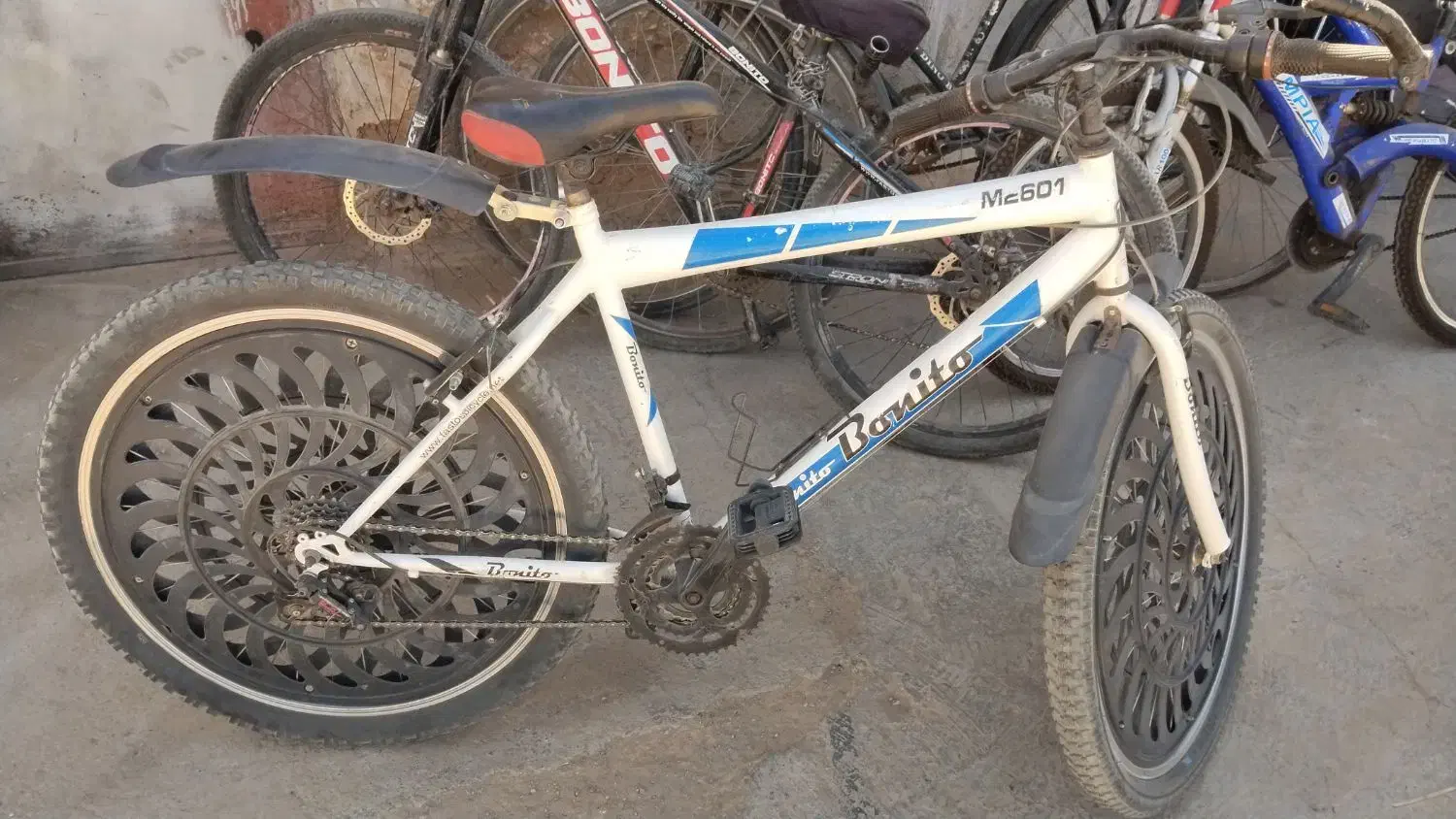 دوچرخه بونیتو ۲۶|دوچرخه، اسکیت، اسکوتر|کاشمر, |دیوار