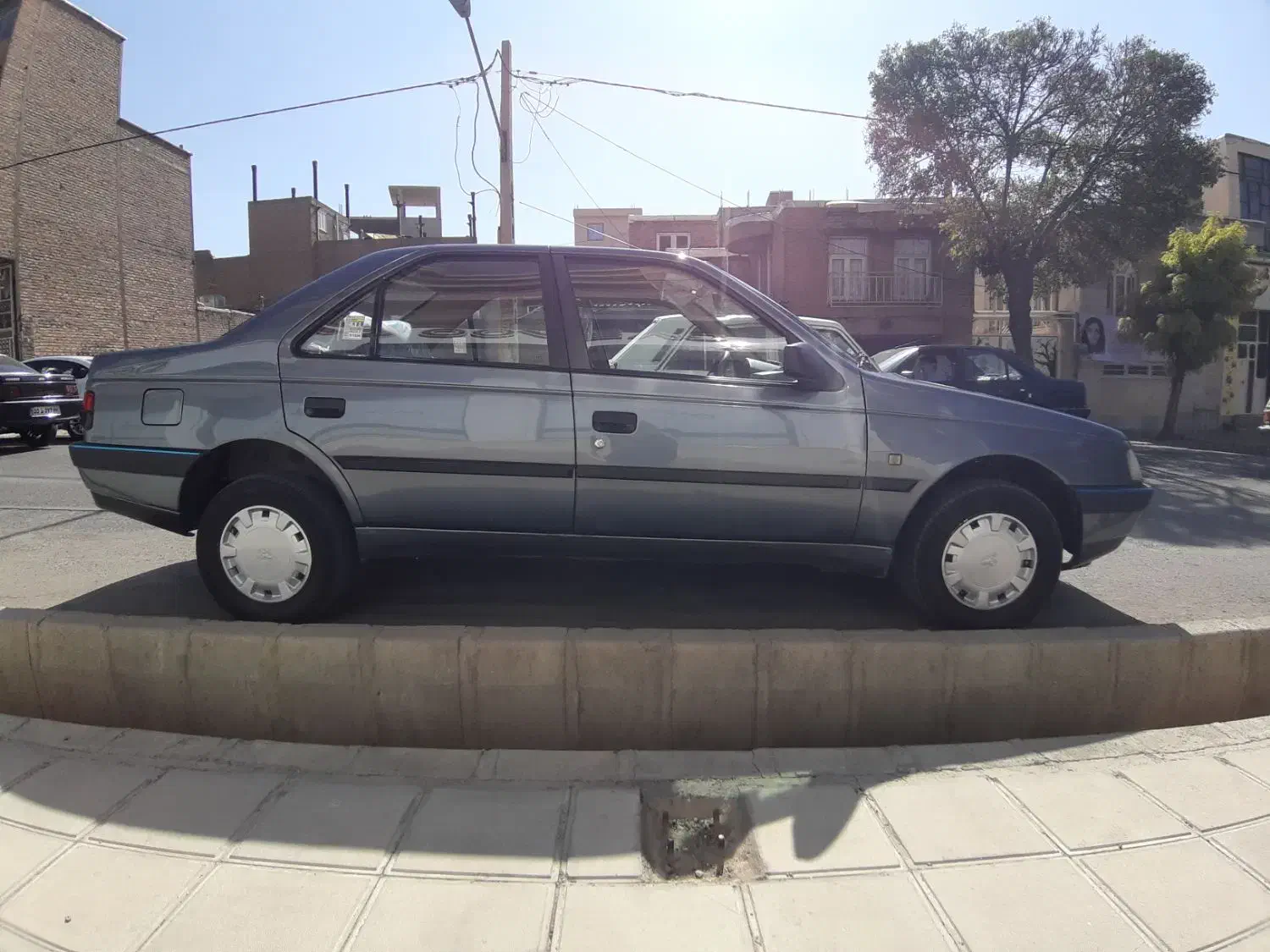 پژو 405 مدل ۲۲ اسفند96 دوگانه کارخانه بدون رنگ|خودرو سواری و وانت|شاهین دژ, |دیوار