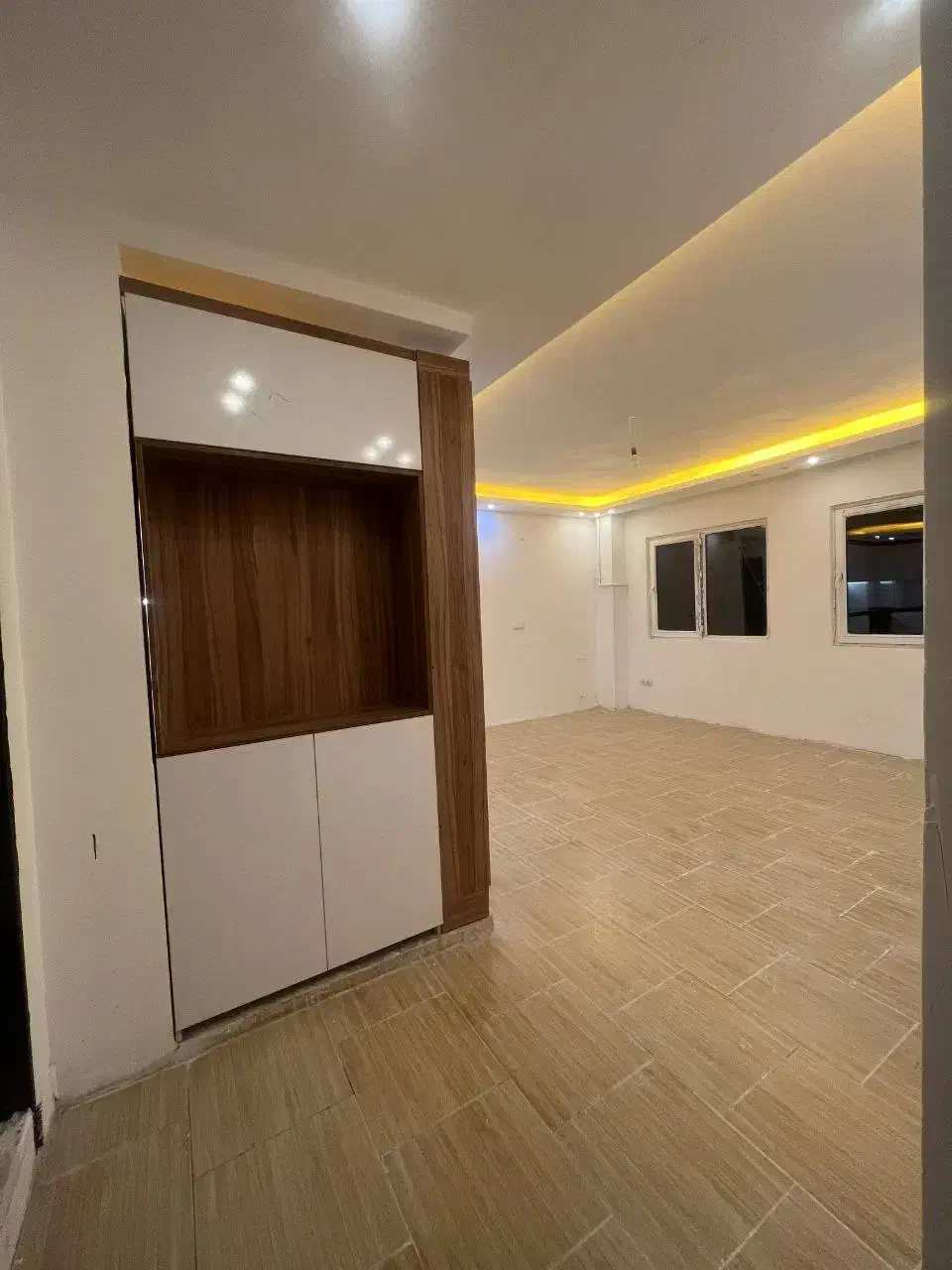 واحد فول/۸۰متری/خوش نقشه/با پارکینگ و آسانسور|فروش آپارتمان|هشتگرد, فاز ۷ مهستان|دیوار