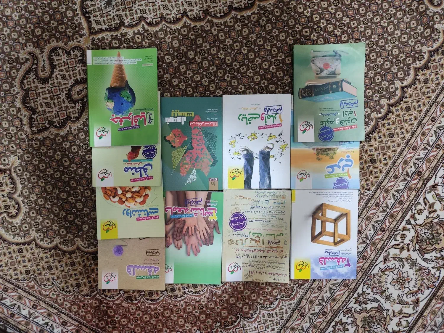 کتاب های تست و کنکور انسانی|کتاب و مجله آموزشی|قم, یزدان‌شهر|دیوار