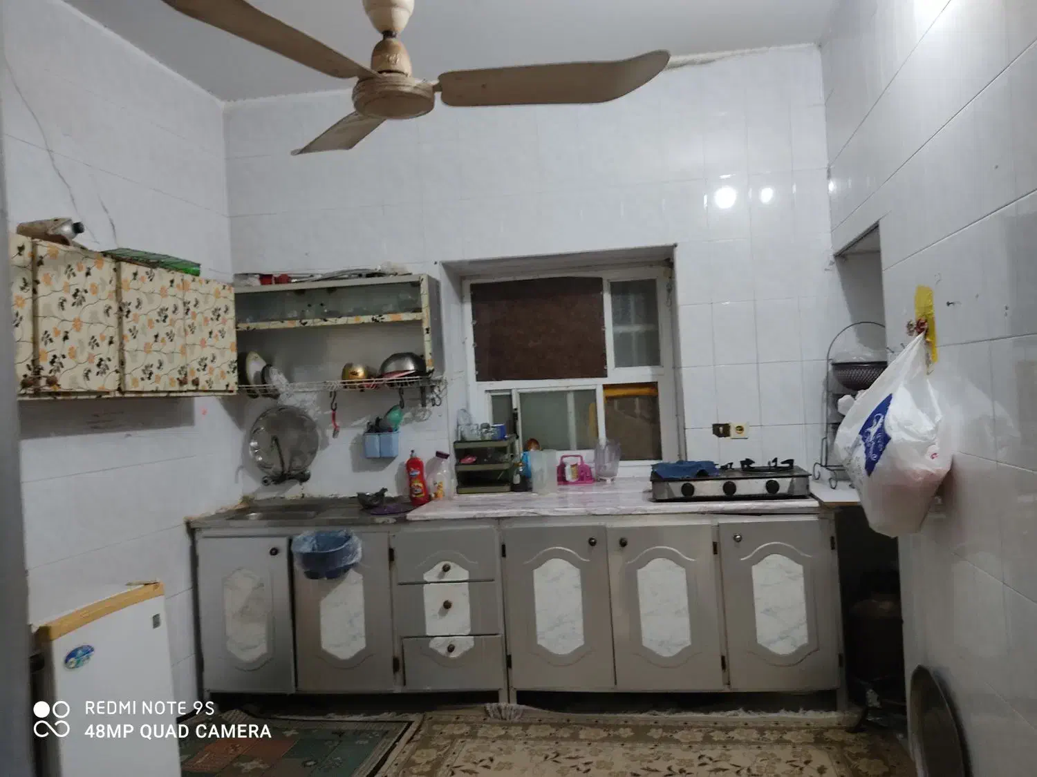 سوییت مرکزشهر کناربازارقدیم قشم و دریا|اجارهٔ کوتاه‌مدت آپارتمان و سوئیت|قشم, |دیوار