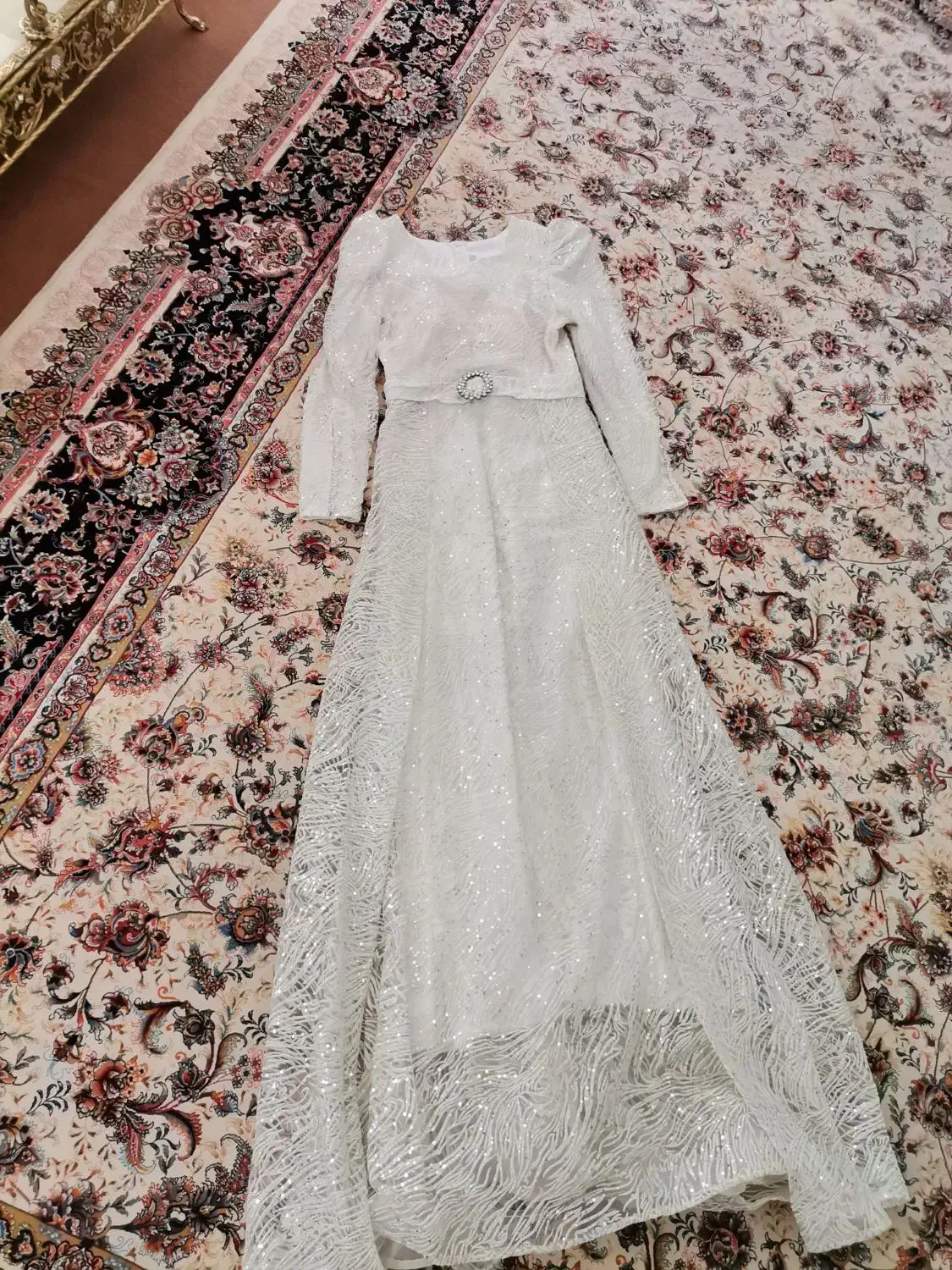 لباس مجلسی|لباس|قم, آزادگان|دیوار