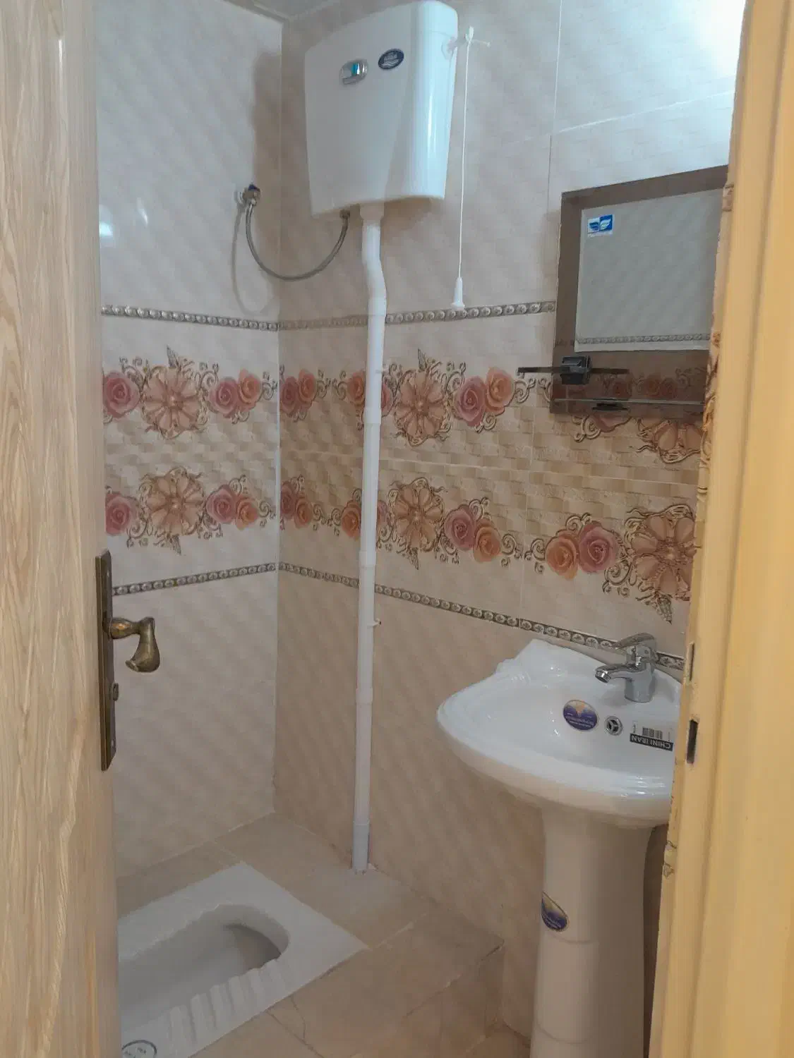 رهن کامل خانه ویلایی ۳۰۰۰۰۰۰۰۰|اجارهٔ خانه و ویلا|شاهرود, |دیوار