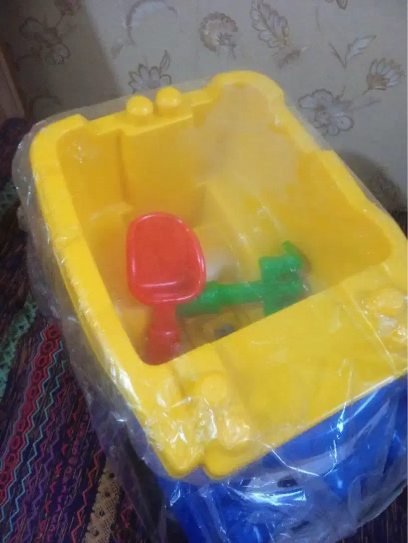 کامیون اسباب بازی بررگ نو|اسباب‌بازی بچه|ری, دولت‌آباد|دیوار