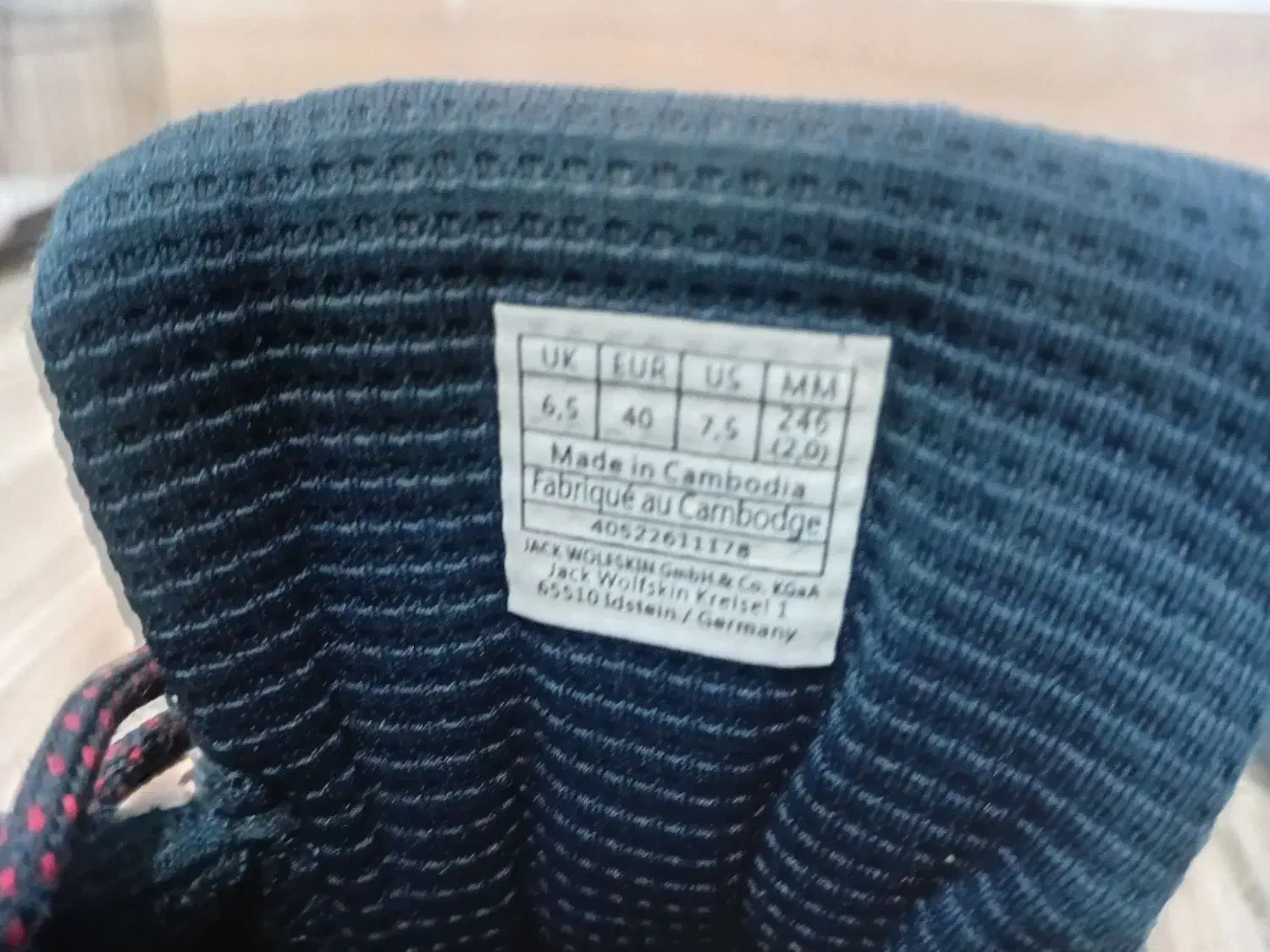 کفش خارجی شماره ی چهل ویک سایز|کیف، کفش، کمربند|کردکوی, |دیوار