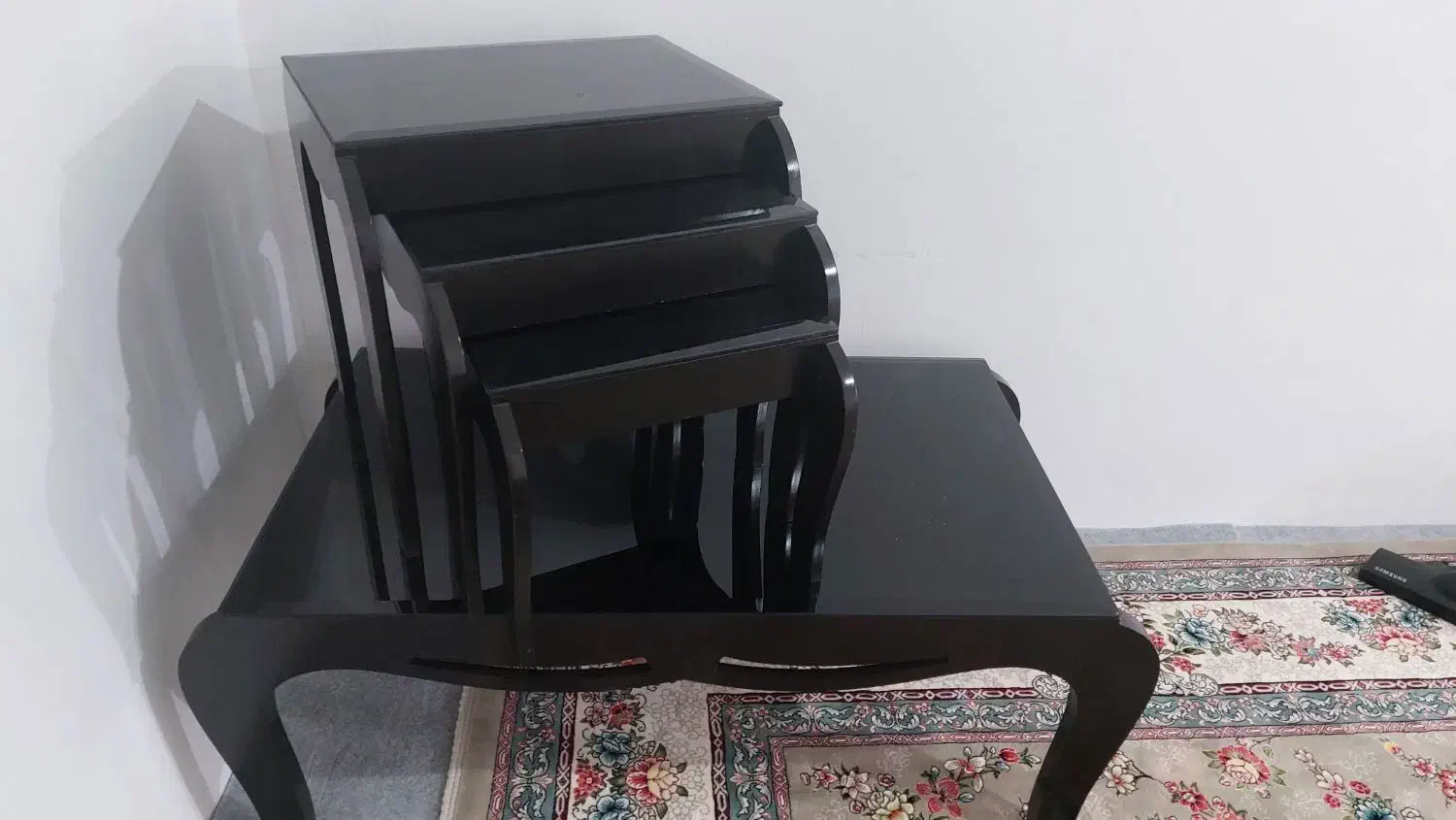 میز وعسلی در حد نو|مبلمان خانگی و میز عسلی|همدان, |دیوار