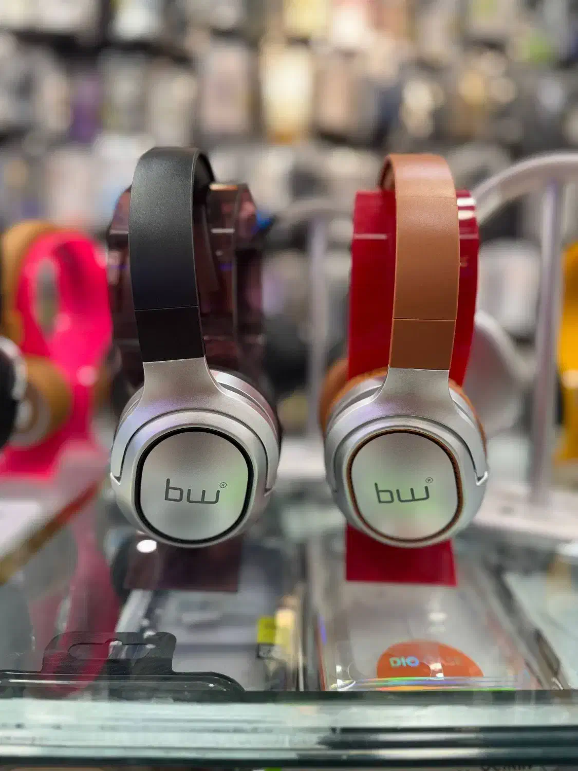 هدفون با کیفیت اورجینال|لوازم جانبی موبایل و تبلت|مشهد, آزادشهر|دیوار