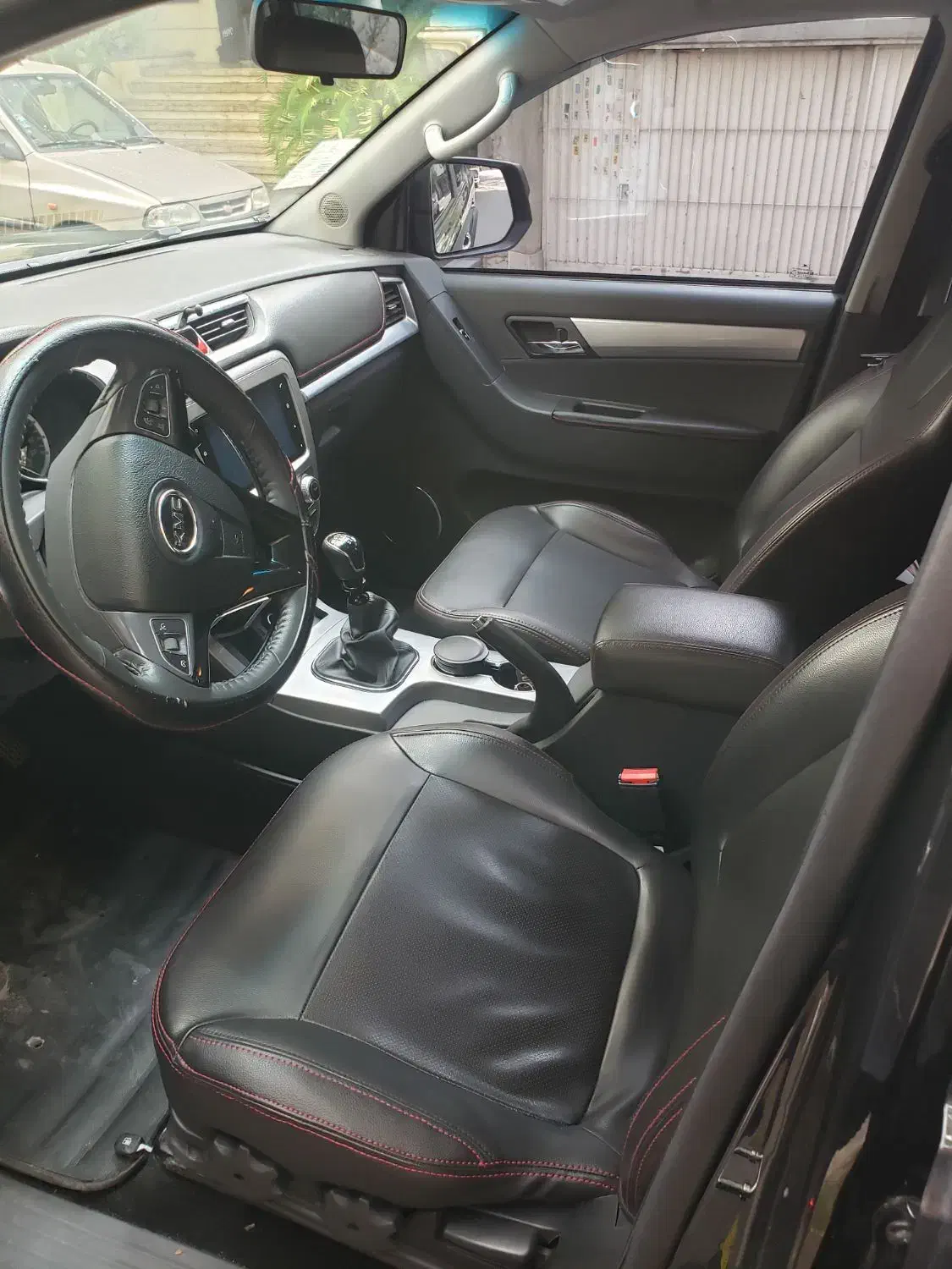 آخر ۱۴۰۱ بیرنگ و کم کارکرد KMC T8|خودرو سواری و وانت|تهران, قیطریه|دیوار