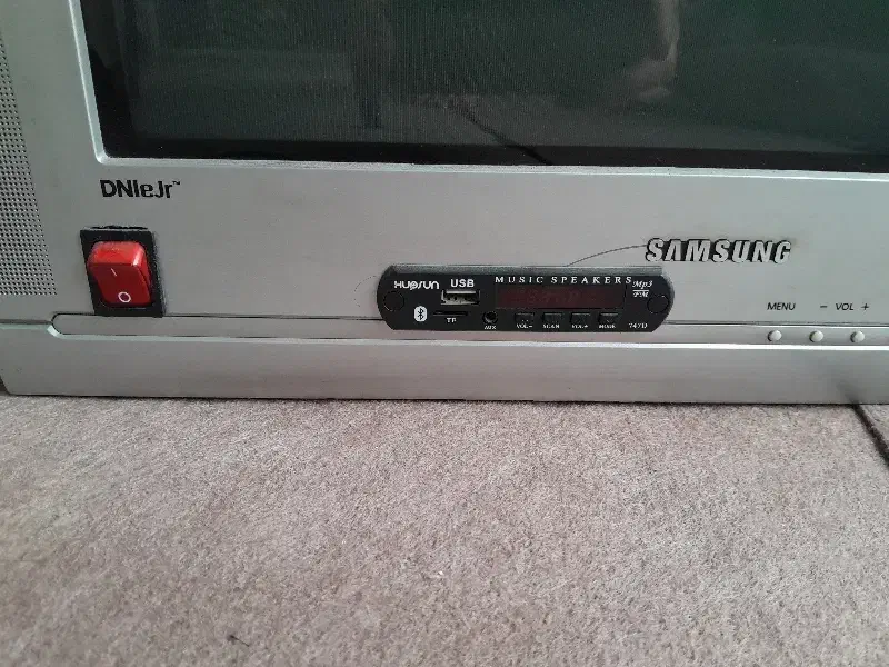 تلویزیون 21 اینچ سامسونگ|تلویزیون و پروژکتور|آستارا, |دیوار