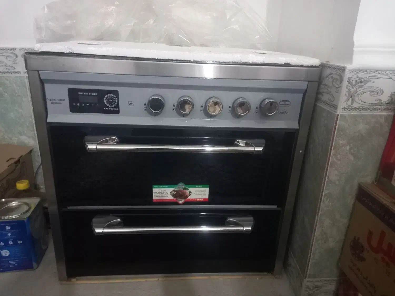 اجاق گاز طرح فر پنج شعله صفحه شیشه مشکی دیجیتال|اجاق گاز و لوازم برقی پخت‌وپز|فاضل آباد, |دیوار