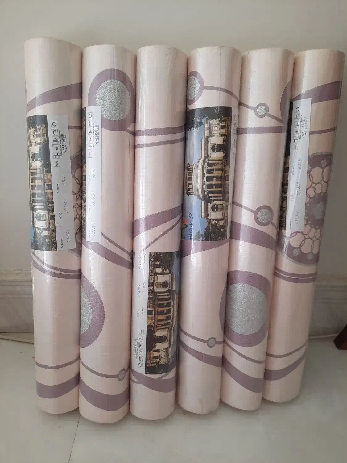 کاغذ دیواری|مصالح و تجهیزات ساختمان|اندیشه, اندیشه فاز ۳|دیوار