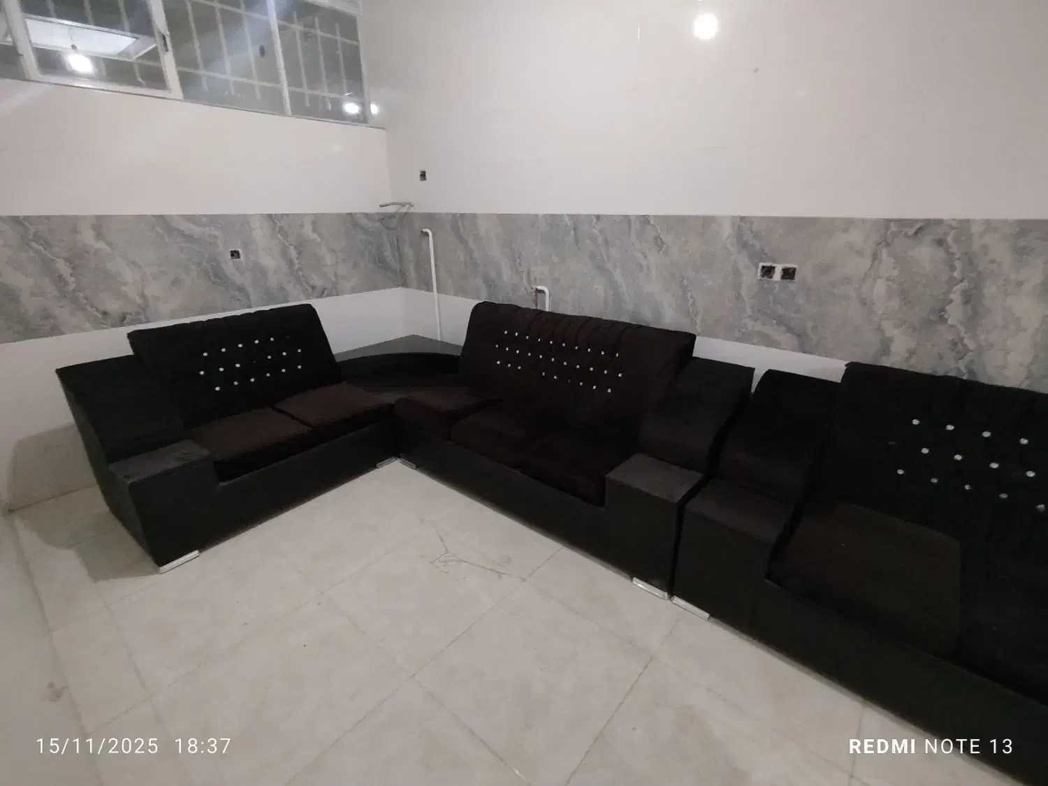 مبل هفت نفره|مبلمان خانگی و میز عسلی|تربت‌حیدریه, بالا ولایت|دیوار