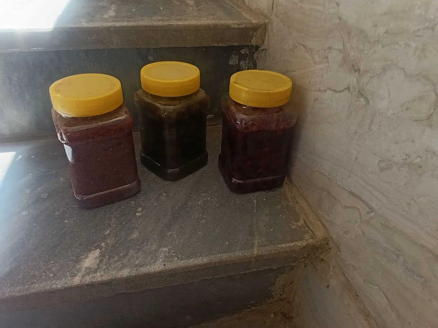 ترشیجات|خوردنی و آشامیدنی|میانه, |دیوار