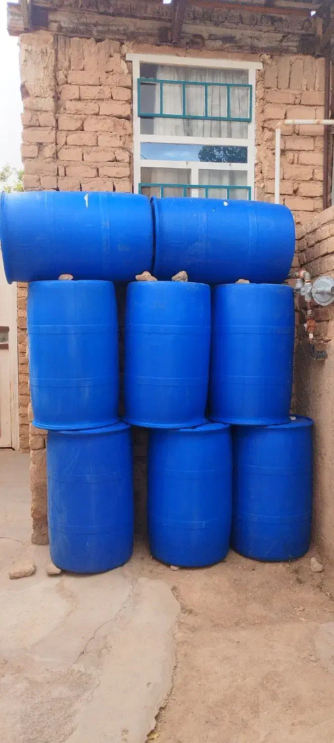 بشکه وگالن|ظروف نگهدارنده، پلاستیکی، یکبارمصرف|ساوه, |دیوار